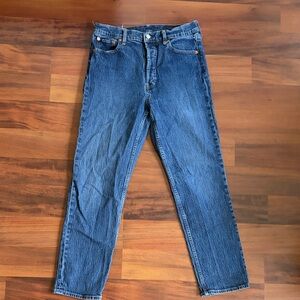GAP Women’s Blue Cheeky Straight High Rise Jeans